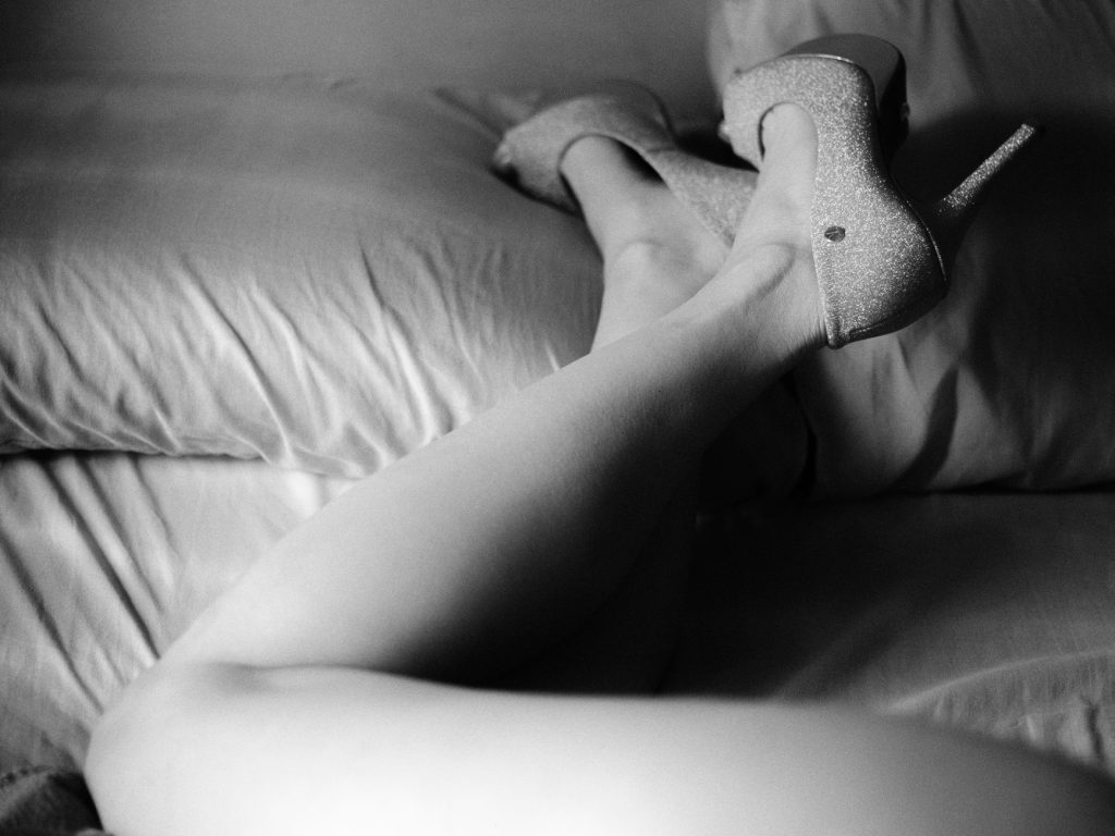 Jeune femme séduisante